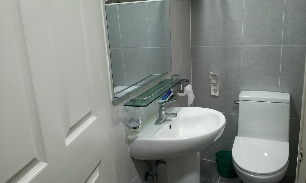 Oxbloodk Hostel Gwangju Metropolitan City Стая снимка