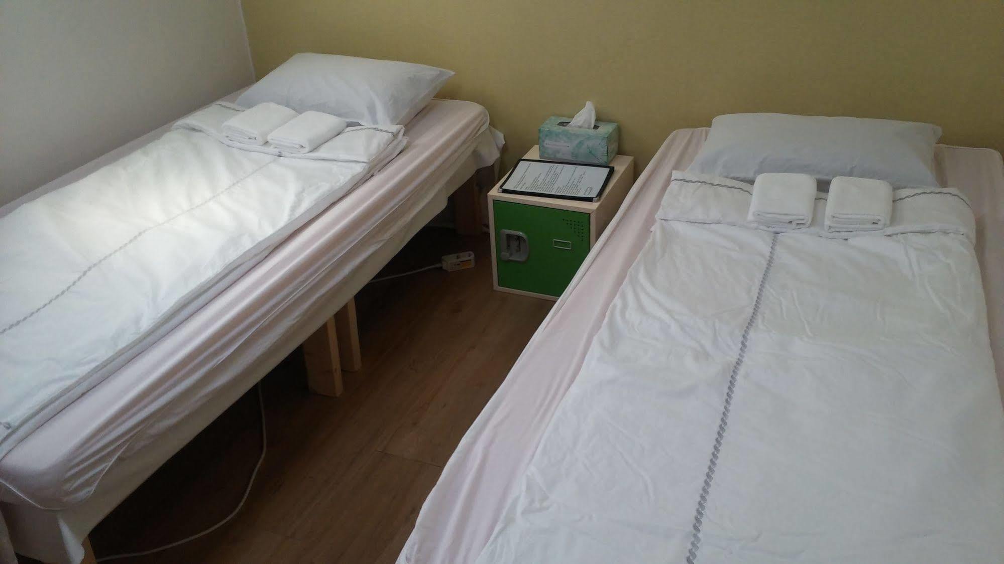 Oxbloodk Hostel Gwangju Metropolitan City Екстериор снимка