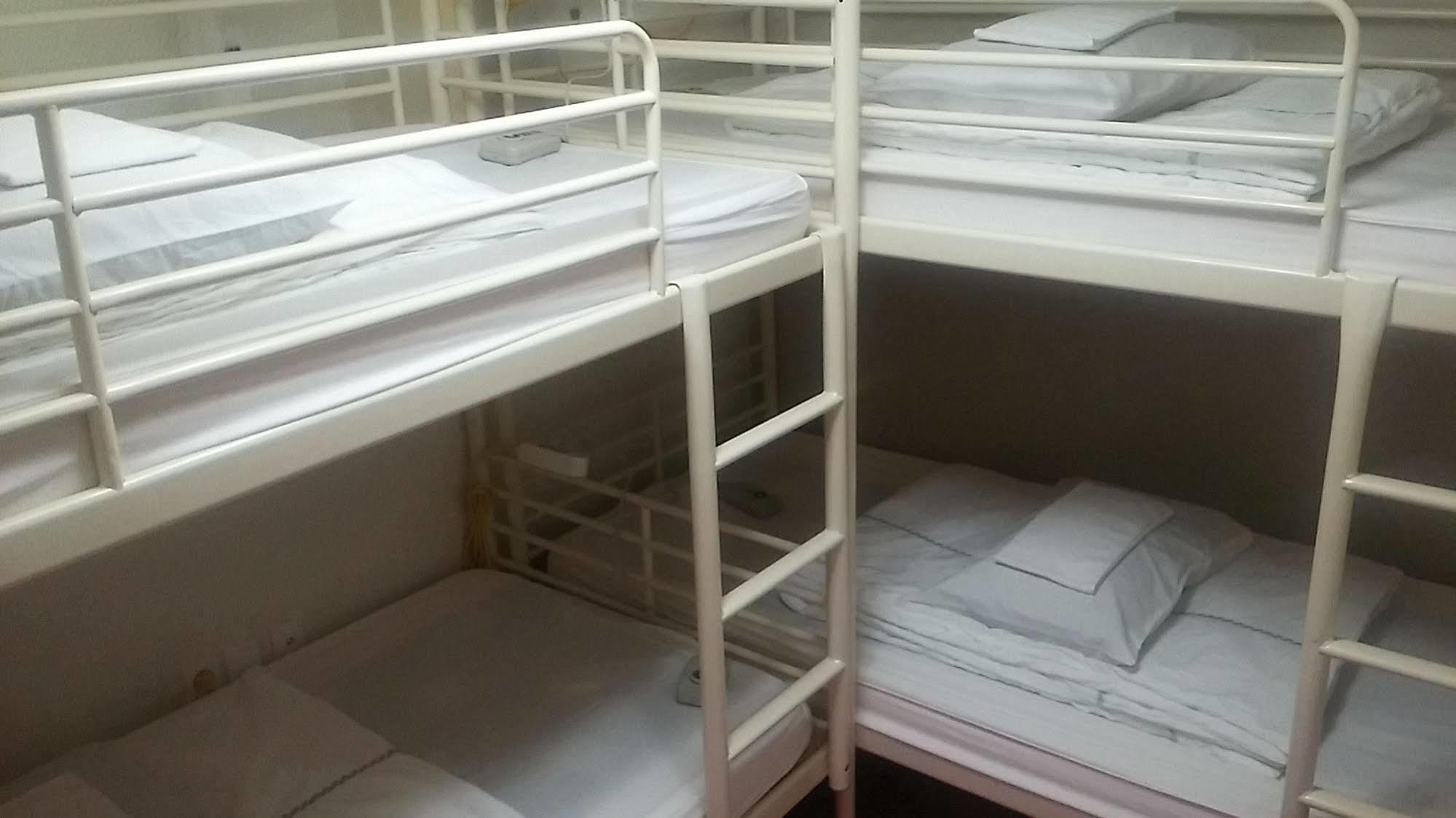 Oxbloodk Hostel Gwangju Metropolitan City Екстериор снимка