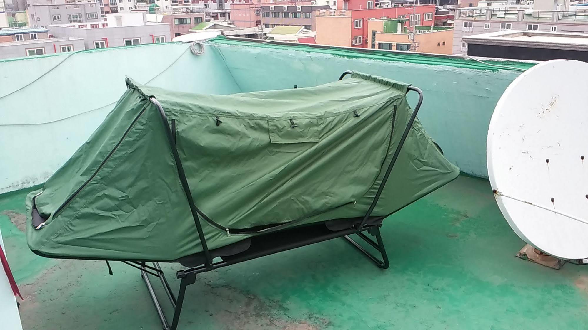 Oxbloodk Hostel Gwangju Metropolitan City Екстериор снимка