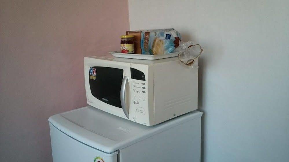 Oxbloodk Hostel Gwangju Metropolitan City Екстериор снимка