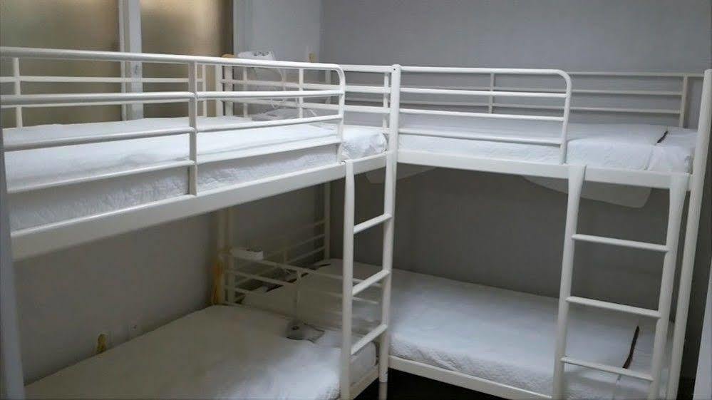 Oxbloodk Hostel Gwangju Metropolitan City Екстериор снимка